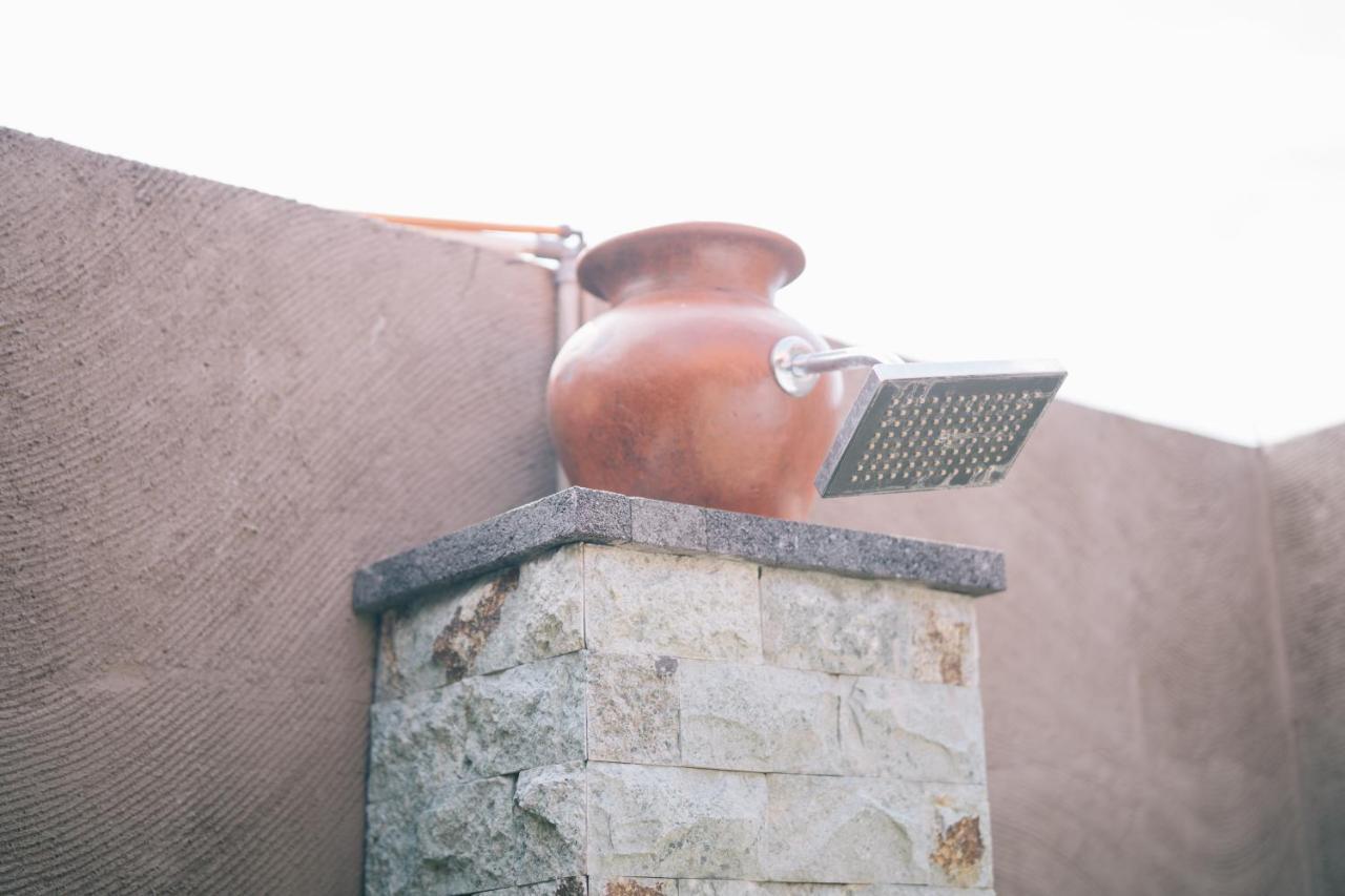 Damar Sanjaya Uttama Villa Amed  Exterior photo